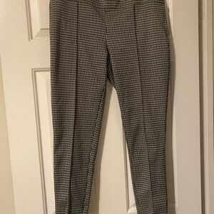 Nine West ladies Black and White Houndstooth Pants